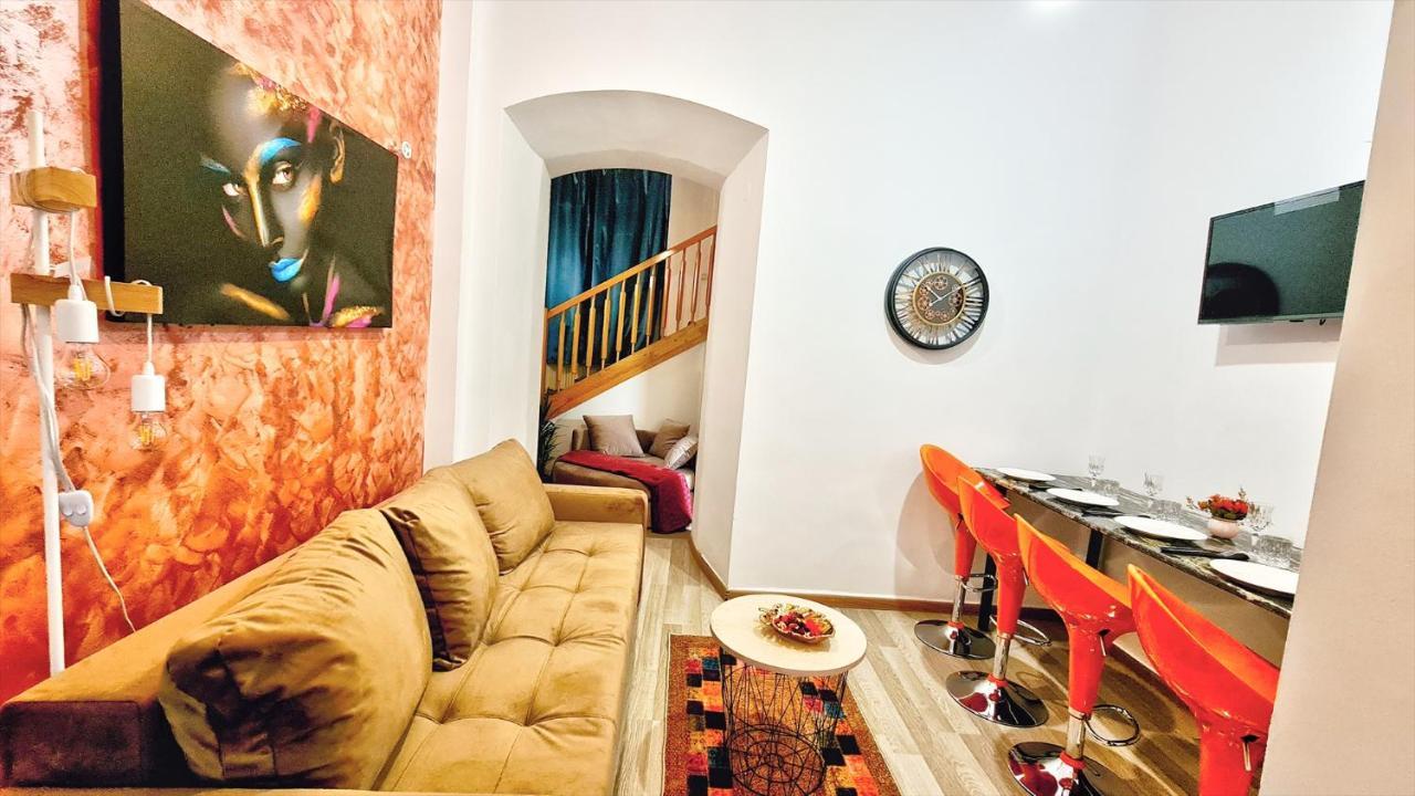 Royal Mansion In Unirii Square Apartment Клуж-Напока Екстериор снимка