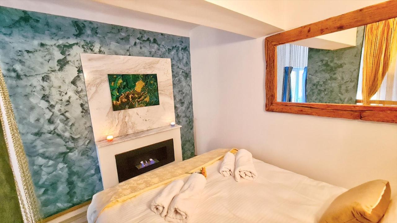 Royal Mansion In Unirii Square Apartment Клуж-Напока Екстериор снимка