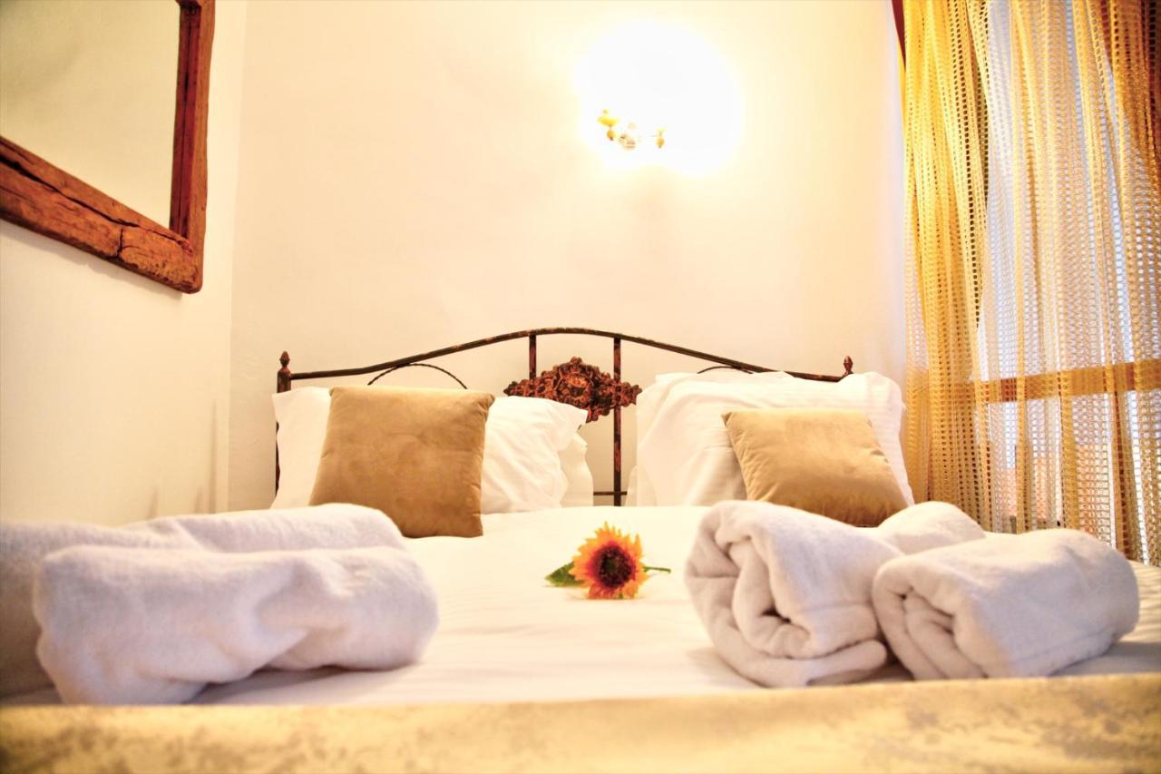 Royal Mansion In Unirii Square Apartment Клуж-Напока Екстериор снимка
