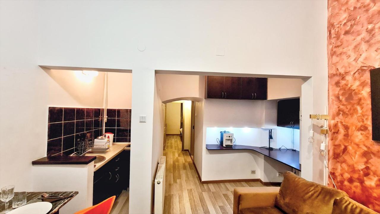 Royal Mansion In Unirii Square Apartment Клуж-Напока Екстериор снимка